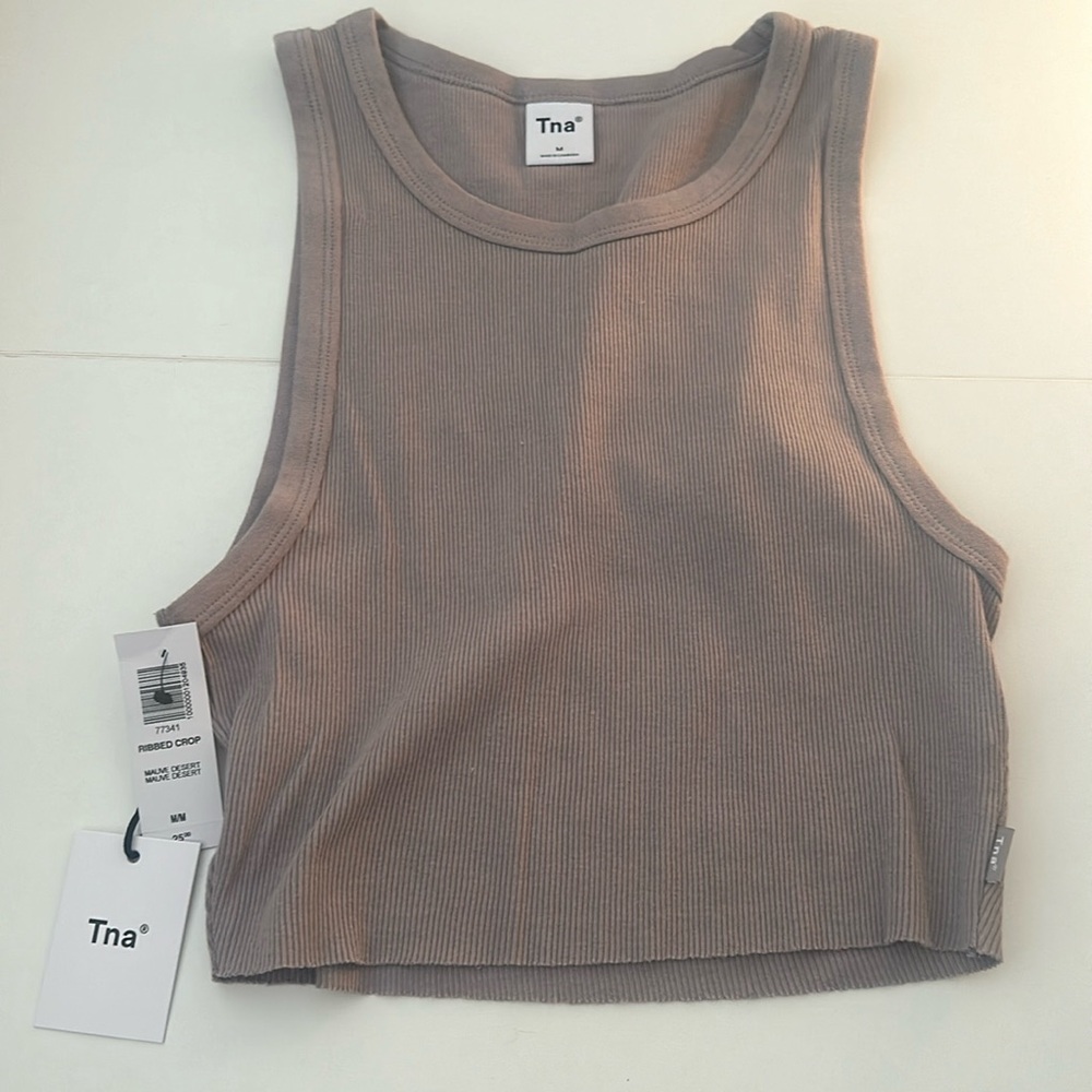 Aritzia TNA tank